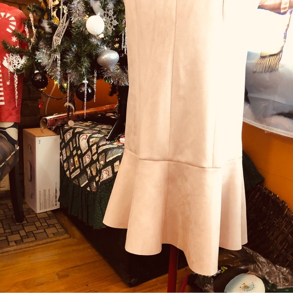 BBCBGMaxazria Faux Suede Flounce Blush Sleeveless Dress Size S - Picture 4 of 7